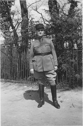 Mon grand-pre pendant son service militaire - photo collection Seconde-Guerre-Mondiale.com